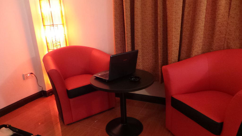 The Wai Hotel Danok Ban Khlong Phruan Camera foto